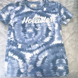 A hollister t-shirt